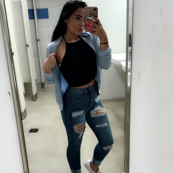 Meet your Posher, Aubrey - Picture 1 of 1